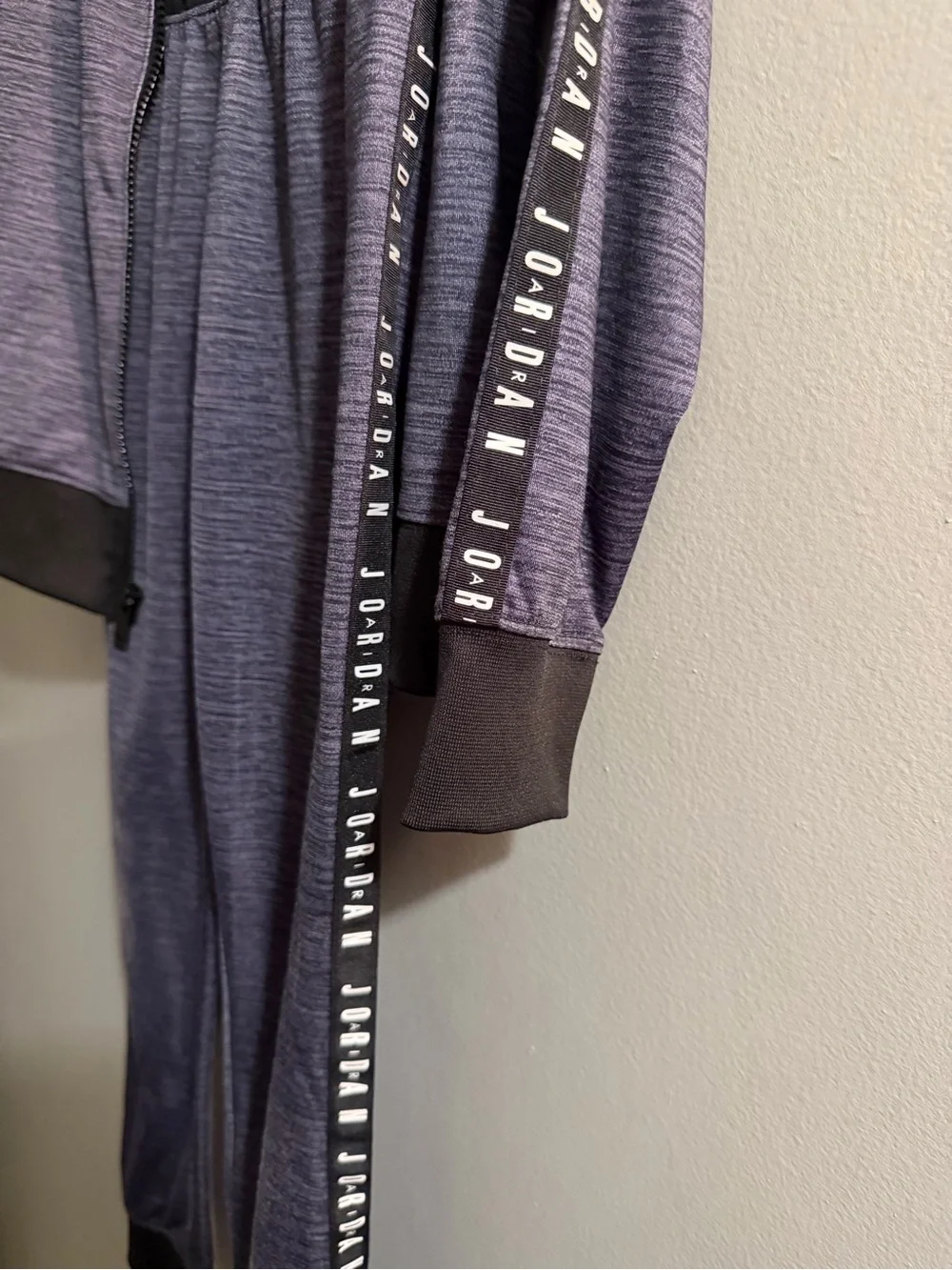 Jordan Heathered Gray & Black Track Jacket and Joggers